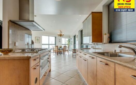exclusively! great apartment for sale
