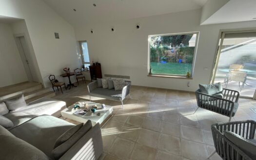 Charming Furnished House for Rent in Cfar Shmariyahu