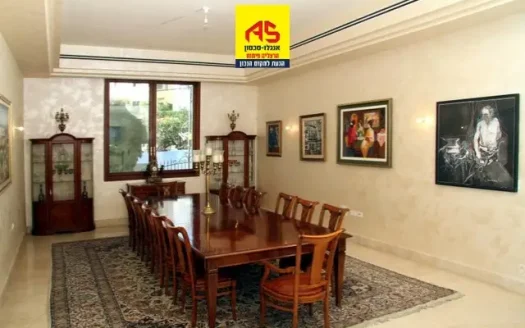 Classic Representational Villa for Rent