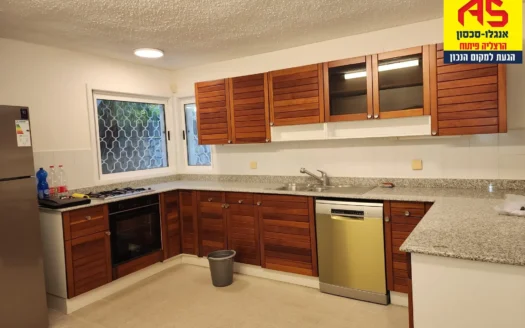 Cozy Family Home for Rent in Herzliya Pituach