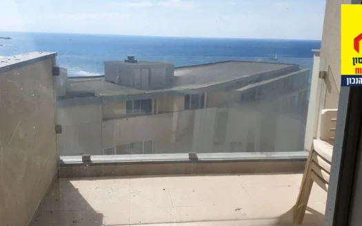 For Sale, 3 Room Apartment in the Sharon Hotel